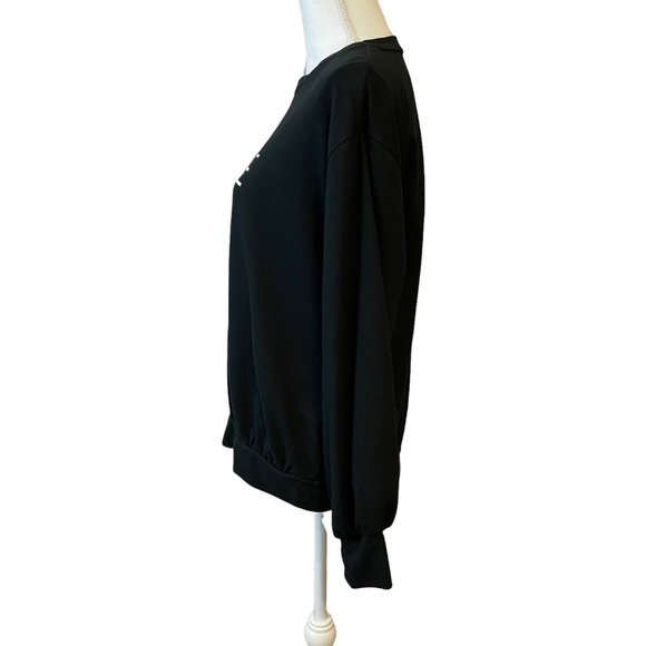 Vince Camuto Black Game Day Soft Sweatshirt Long Sleeve White Football Logo. M - Picture 6 of 9